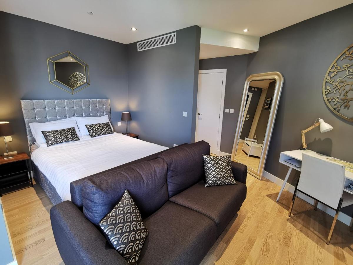 Kings Wharf Quay29 - Large Studio Apartment With 3 Pools - Gym - Rock Views - Holiday And Short Let Apartments In Гибралтар Экстерьер фото
