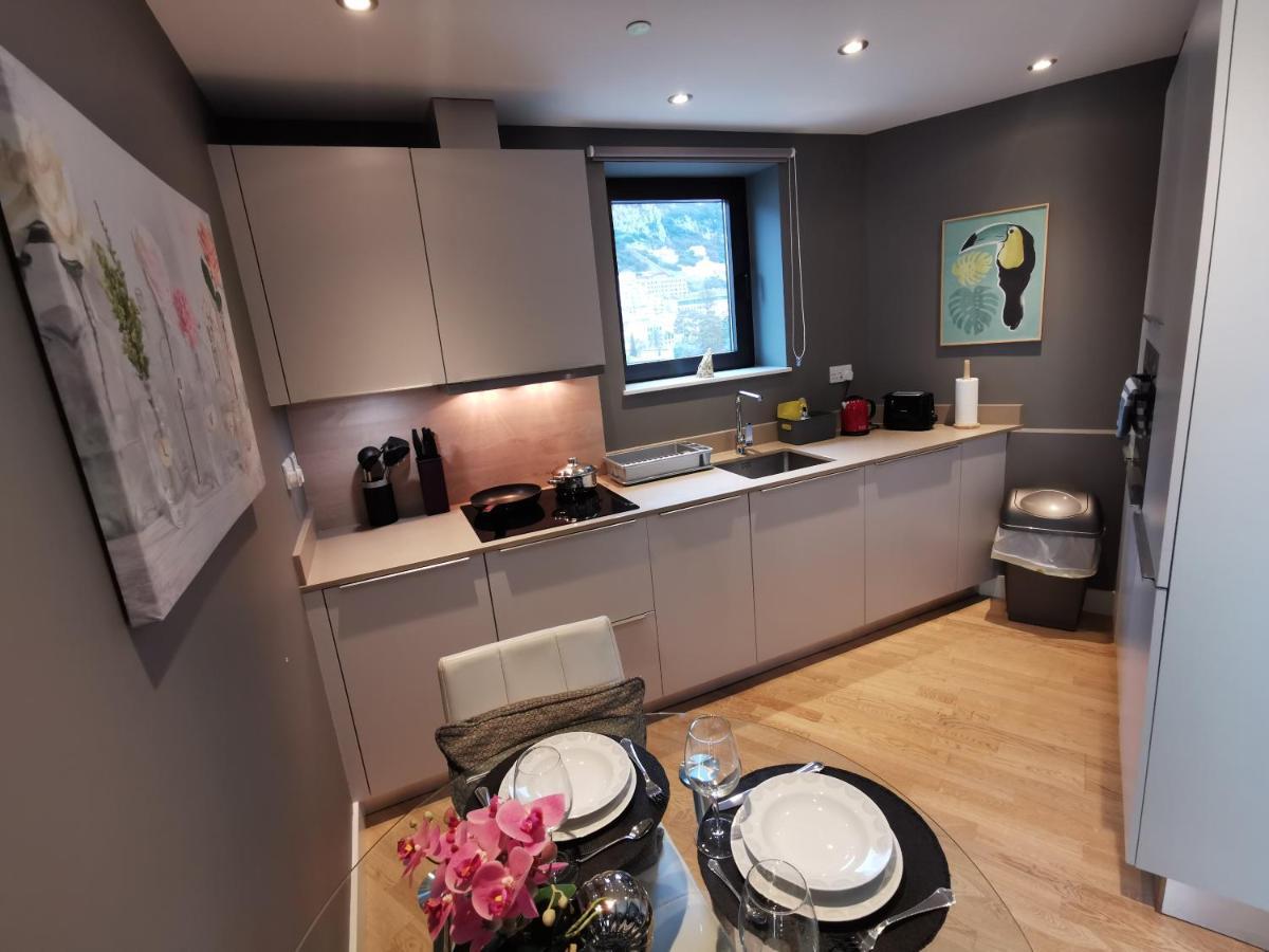 Kings Wharf Quay29 - Large Studio Apartment With 3 Pools - Gym - Rock Views - Holiday And Short Let Apartments In Гибралтар Экстерьер фото